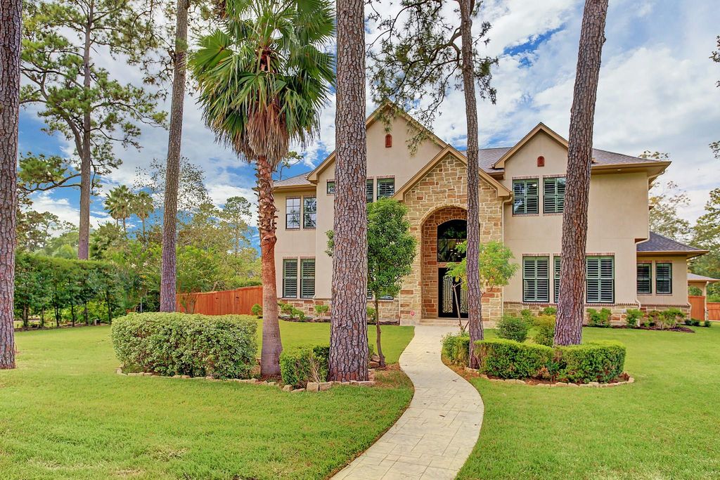 325 Bunker Hill Road, Houston, TX 77024