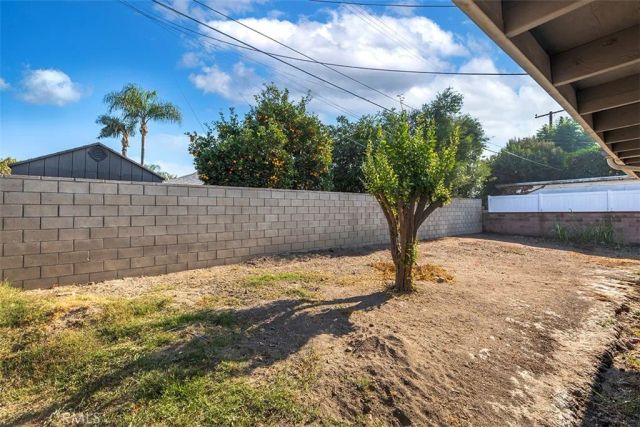 2416 Stanford Avenue, Pomona, CA 91766