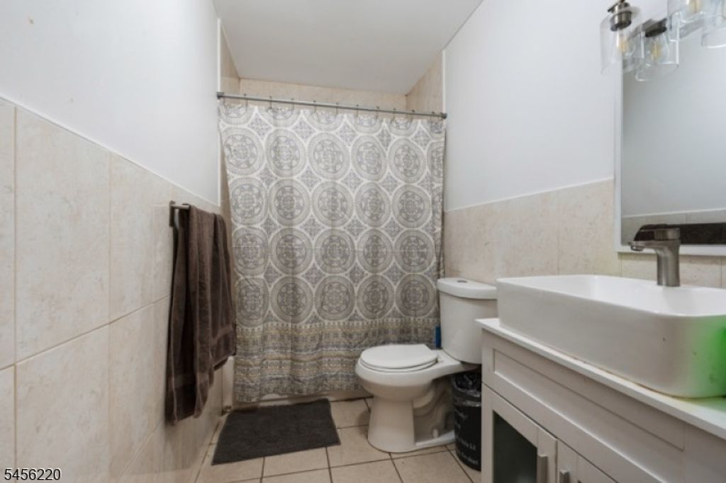 33 Pierce St, Newark City, NJ 07103 — photo 4