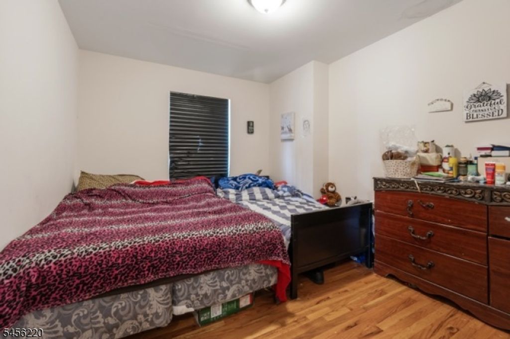 33 Pierce St, Newark City, NJ 07103 — photo 5