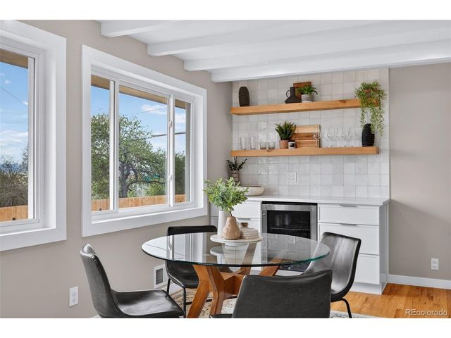 3075 S Holly Pl, Denver, CO 80222