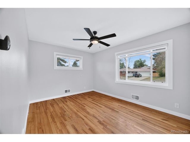 3075 S Holly Pl, Denver, CO 80222