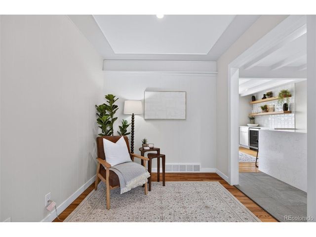 3075 S Holly Pl, Denver, CO 80222