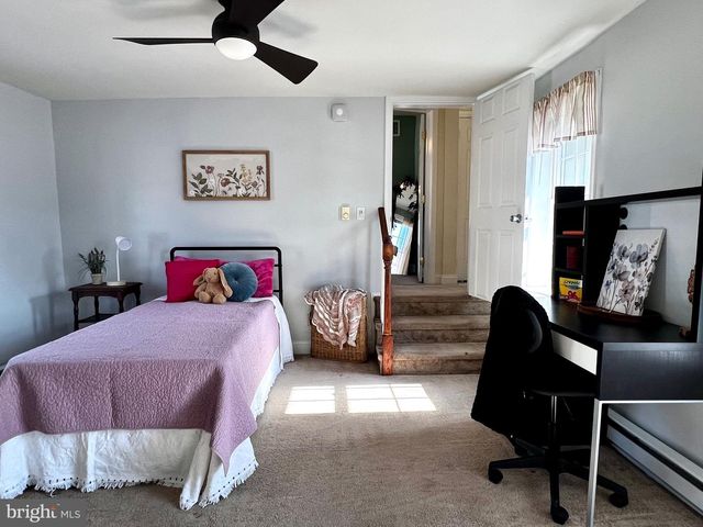 37 N GAY ST, Marietta, PA 17547