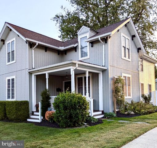 37 N GAY ST, Marietta, PA 17547