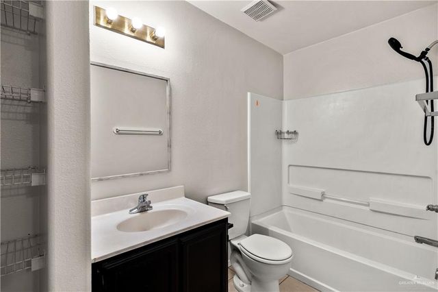 4416 Thunderbird Avenue, Mcallen, TX 78504