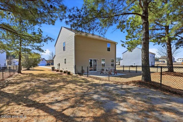 2142 Carriage Drive, Kinston, NC 28504