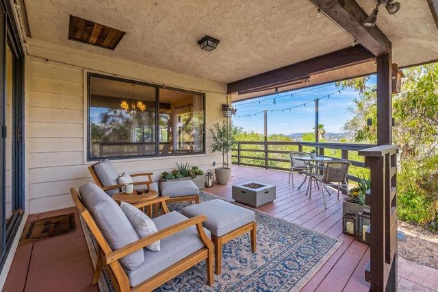 3209 Mary Ln, Escondido, CA 92025