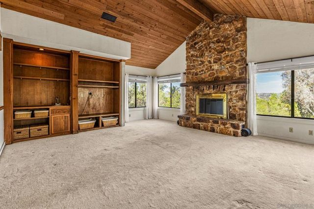3209 Mary Ln, Escondido, CA 92025