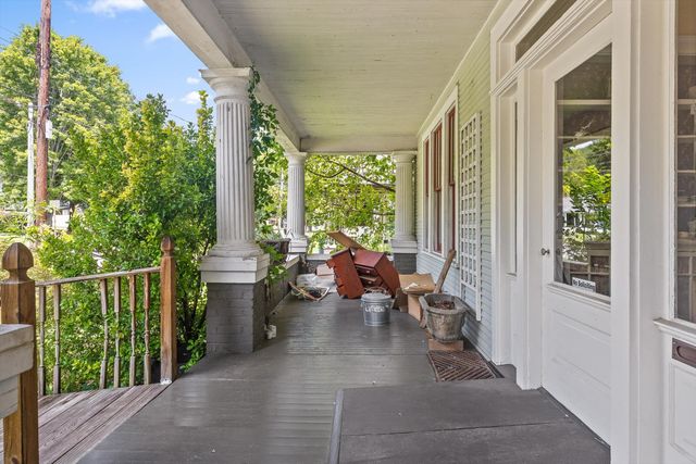 5206 St Elmo Avenue, Chattanooga, TN 37409