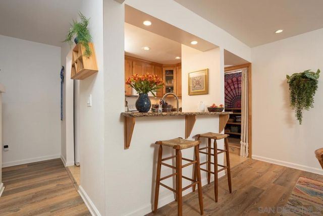 2412 Altisma Way D, Carlsbad, CA 92009