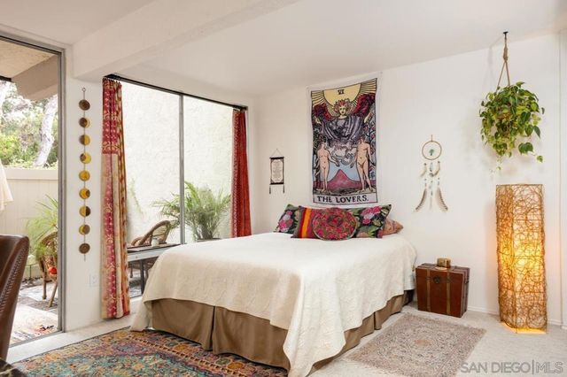 2412 Altisma Way D, Carlsbad, CA 92009