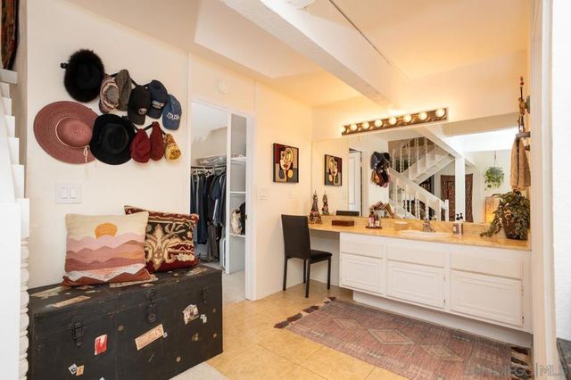 2412 Altisma Way D, Carlsbad, CA 92009