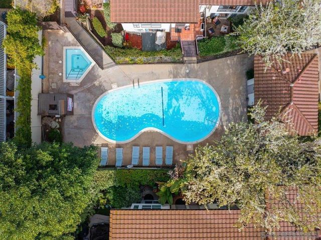 2412 Altisma Way D, Carlsbad, CA 92009