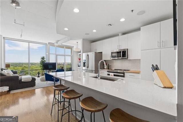 943 Peachtree Street NE 1415, Atlanta, GA 30309