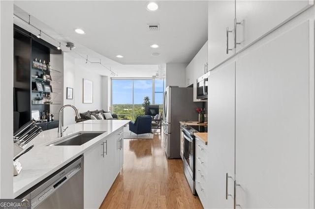 943 Peachtree Street NE 1415, Atlanta, GA 30309