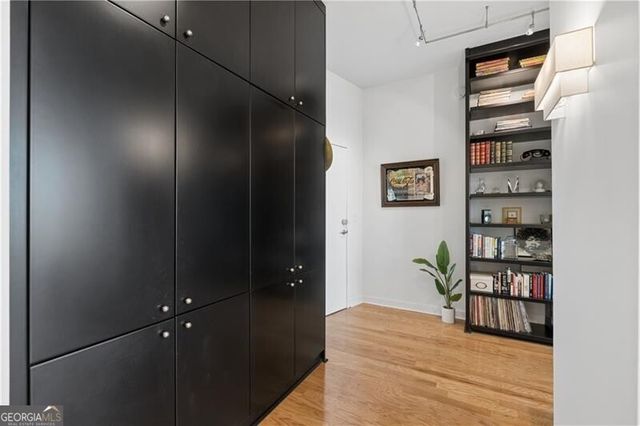 943 Peachtree Street NE 1415, Atlanta, GA 30309