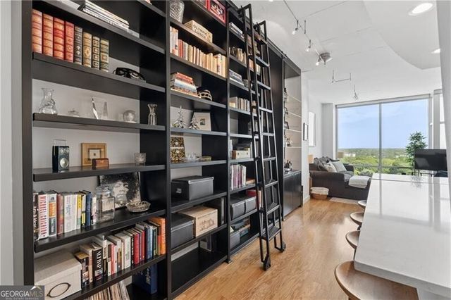 943 Peachtree Street NE 1415, Atlanta, GA 30309