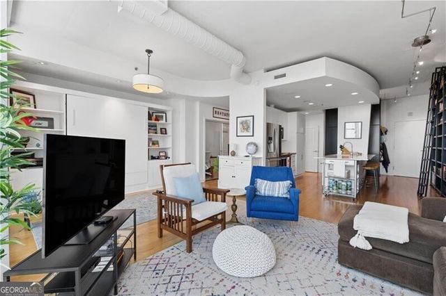 943 Peachtree Street NE 1415, Atlanta, GA 30309