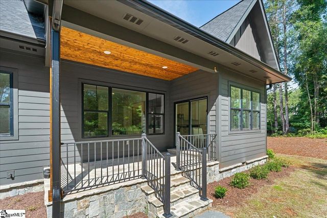 1722 Six Mile Highway, Central, SC 29630