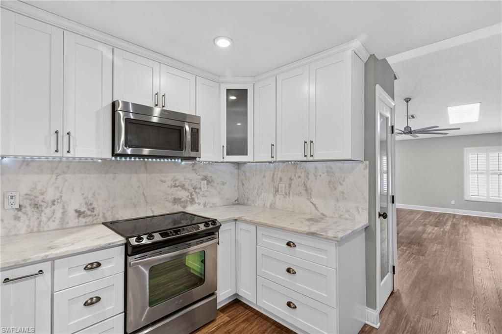 Image 11 of property listing at 1828 SW 18th TER, Cape Coral, FL 33991