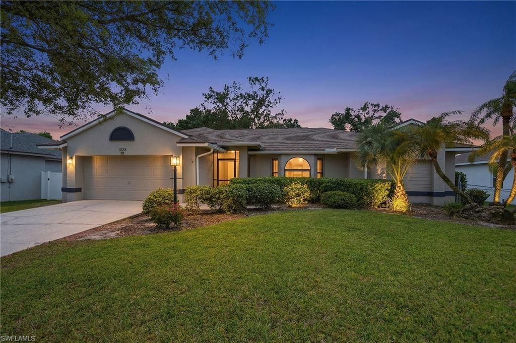 Image 38 of property listing at 1828 SW 18th TER, Cape Coral, FL 33991