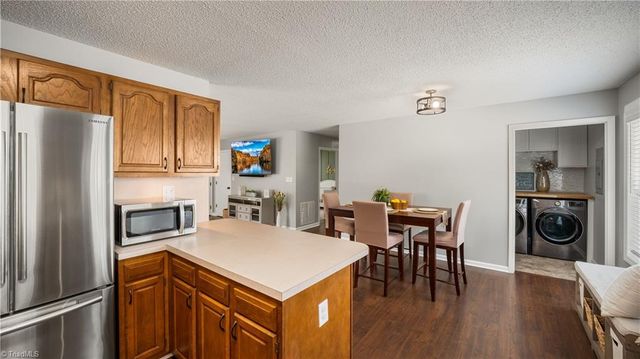 110 Larkspur Lane, Thomasville, NC 27360