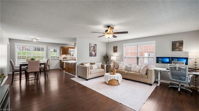 110 Larkspur Lane, Thomasville, NC 27360