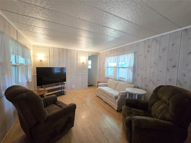 1639 FLOUNDER STREET, St Cloud, FL 34771