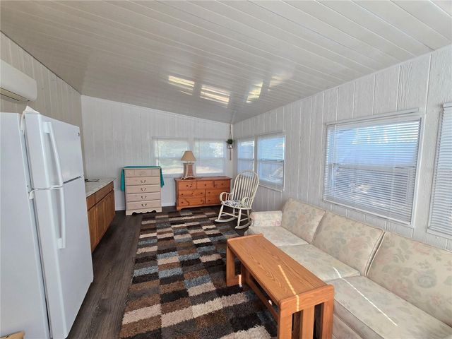 1639 FLOUNDER STREET, St Cloud, FL 34771