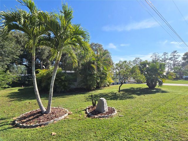 1639 FLOUNDER STREET, St Cloud, FL 34771