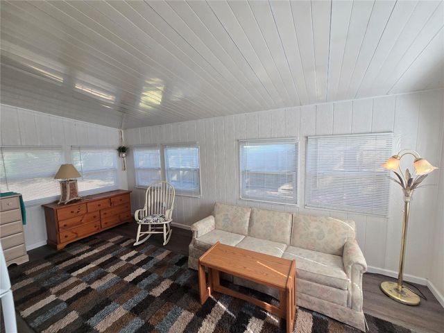 1639 FLOUNDER STREET, St Cloud, FL 34771