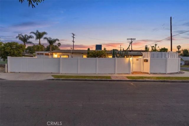 7959 Bothwell, Reseda, CA 91335