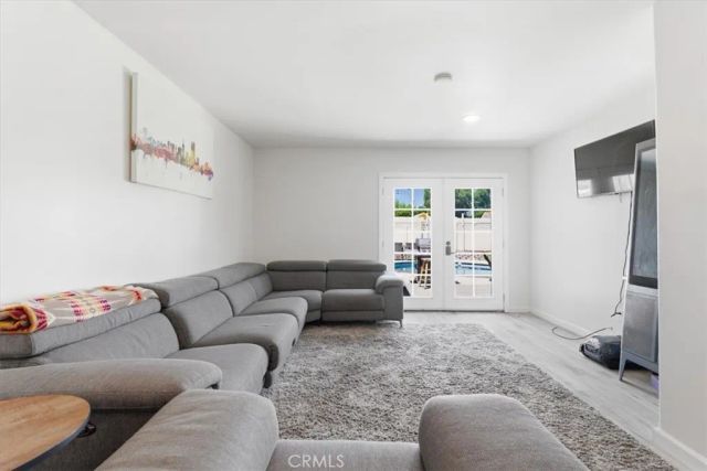 7959 Bothwell, Reseda, CA 91335