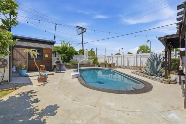 7959 Bothwell, Reseda, CA 91335