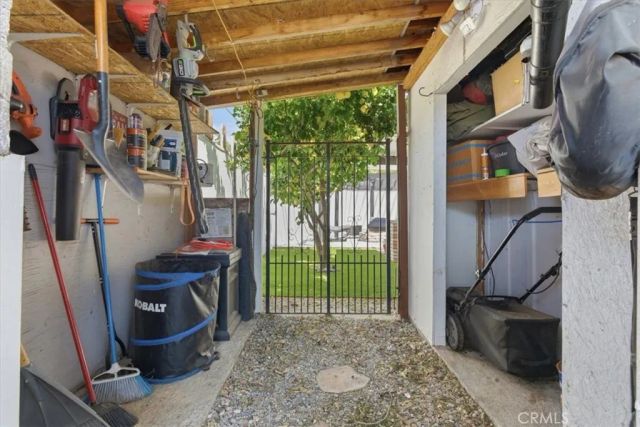 7959 Bothwell, Reseda, CA 91335