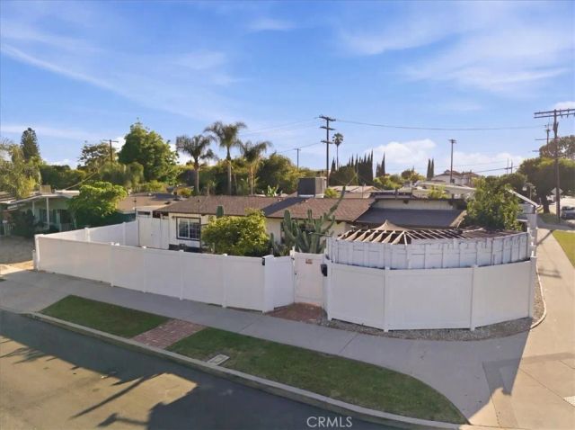 7959 Bothwell, Reseda, CA 91335