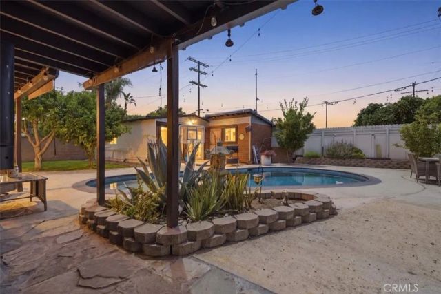 7959 Bothwell, Reseda, CA 91335