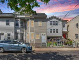 76 Highland Ave, Newark City, NJ 07104