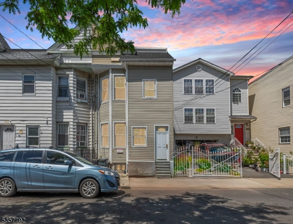 76 Highland Ave, Newark City, NJ 07104