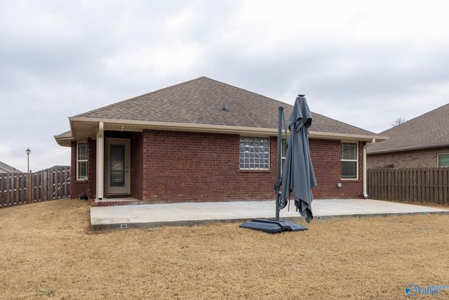 121 Meadow Land Drive, Meridianville, AL 35759