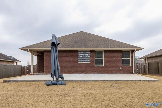 121 Meadow Land Drive, Meridianville, AL 35759