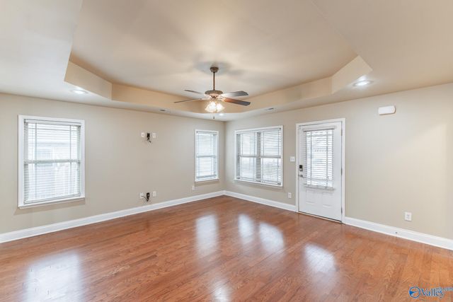 121 Meadow Land Drive, Meridianville, AL 35759