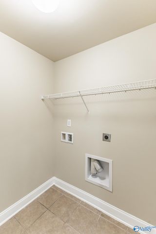 121 Meadow Land Drive, Meridianville, AL 35759