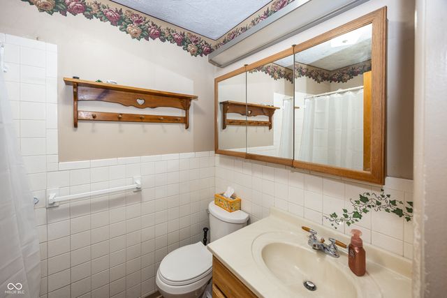 6744 W 15th Street, Indianapolis, IN 46214