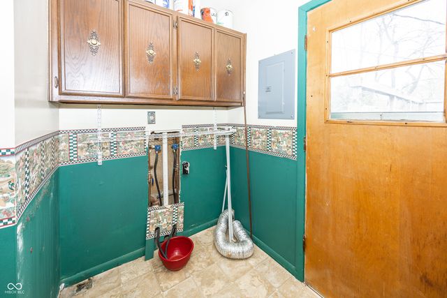 6744 W 15th Street, Indianapolis, IN 46214