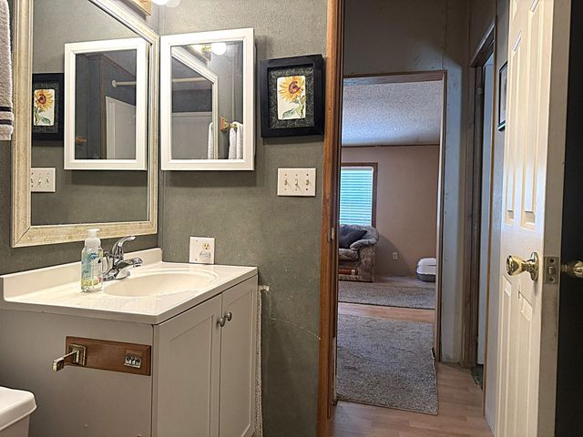 11565 Sherwood Drive, Demotte, IN 46310