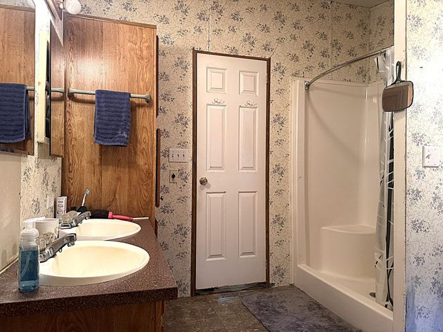 11565 Sherwood Drive, Demotte, IN 46310