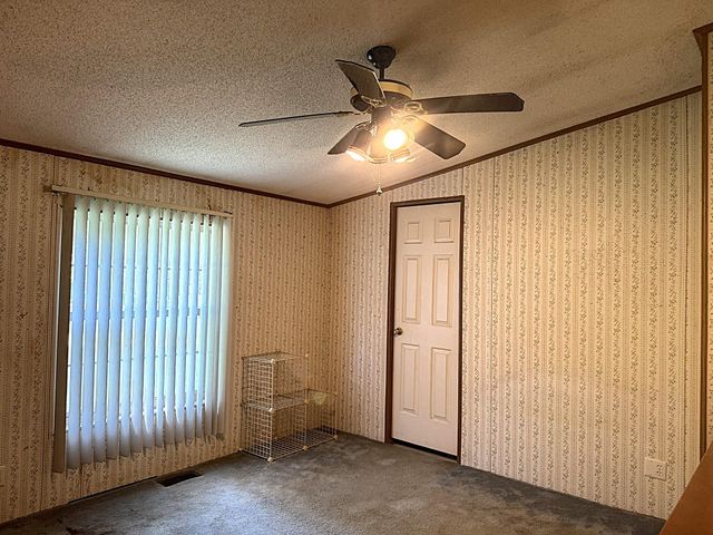 11565 Sherwood Drive, Demotte, IN 46310