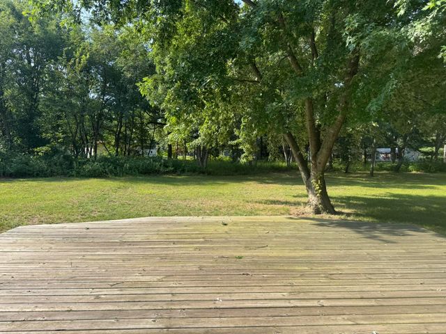 11565 Sherwood Drive, Demotte, IN 46310